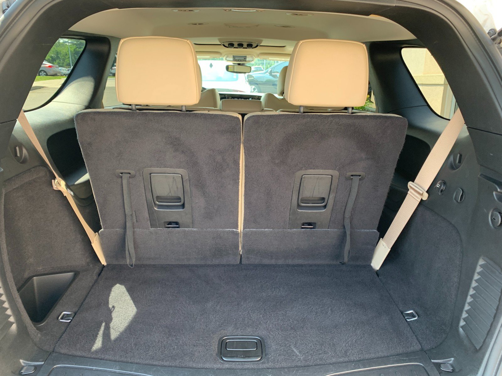 Used 2021 Dodge Durango SXT AWD/4WD image 9