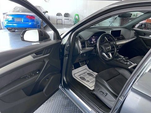 Used 2018 Audi SQ5 Premium Plus AWD/4WD image 22
