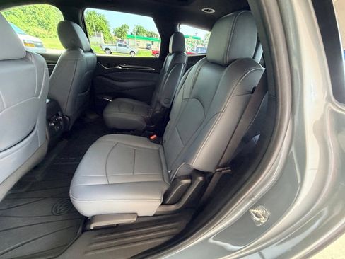 Used 2024 Buick Enclave Essence w/ Experience Buick Package FWD image 25