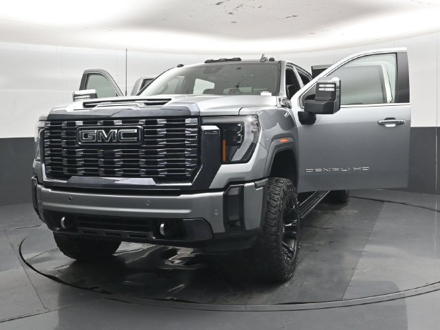 Used 2024 GMC Sierra 2500 Denali Ultimate w/ Max Trailering Package AWD/4WD image 61