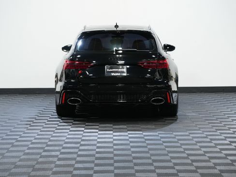 Used 2024 Audi RS 6 performance image 7