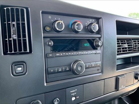 New 2026 Chevrolet Express 2500 w/ Driver Convenience Package RWD image 20