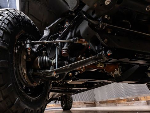 Used 2024 Chevrolet Silverado 2500 High Country w/ LPO, Dark Essentials Package image 14