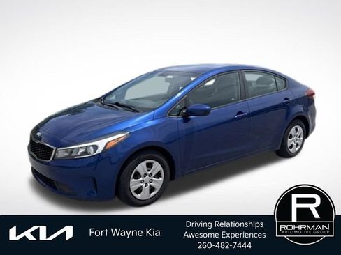 Used 2017 Kia Forte LX FWD image 1