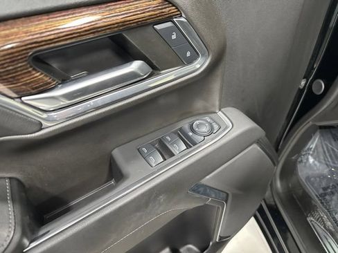Used 2024 GMC Sierra 1500 Elevation AWD/4WD image 7