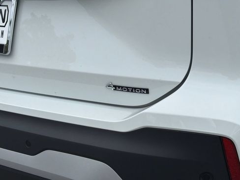 New 2026 Volkswagen Tiguan SE AWD/4WD image 6