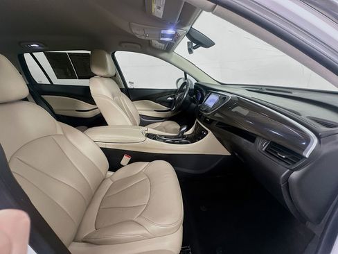 Used 2020 Buick Envision Essence FWD image 28