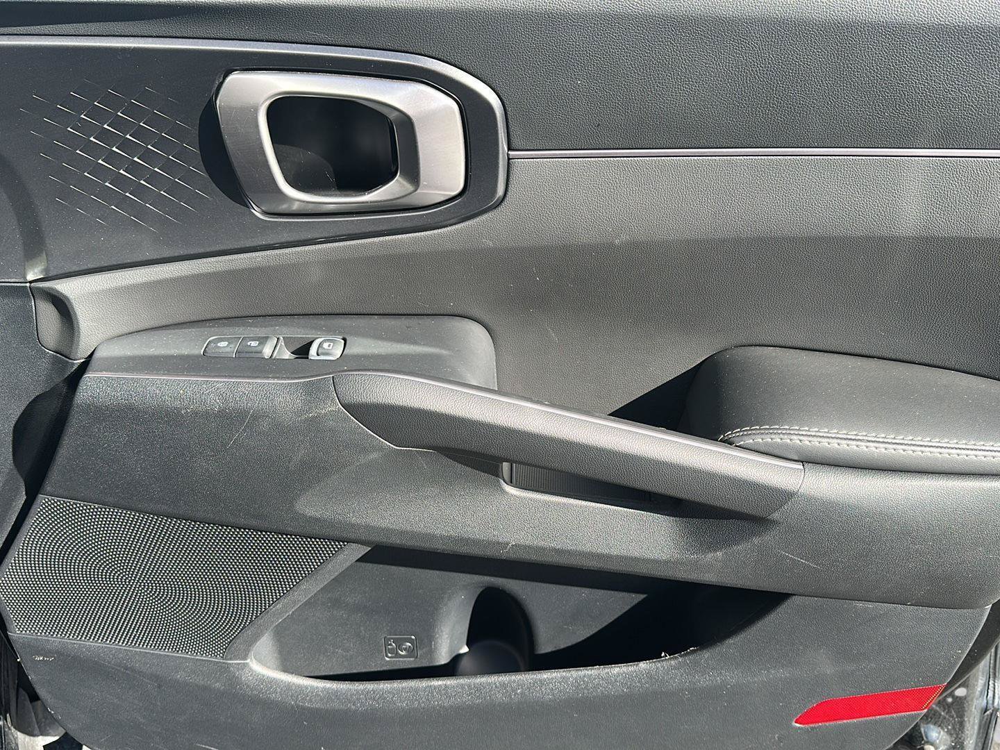 Used 2023 Kia Sorento S w/ Panoramic Sunroof Package FWD image 18