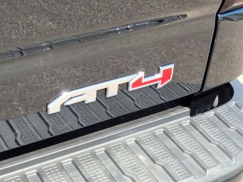 Used 2020 GMC Sierra 1500 AT4 w/ Driver Alert Package I image 8