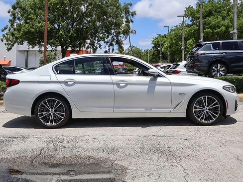 Used 2023 BMW 530e w/ Convenience Package RWD image 17