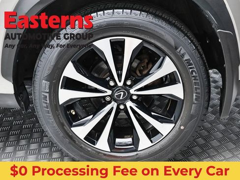 Used 2018 Lexus NX 300 F Sport AWD/4WD image 8