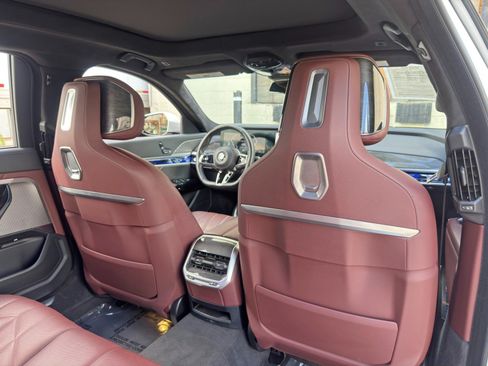 Used 2023 BMW 740i RWD image 48