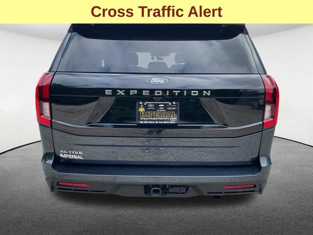 Used 2025 Ford Expedition Active AWD/4WD image 13