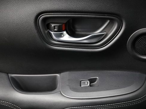 Certified 2024 Honda HR-V EX-L image 22