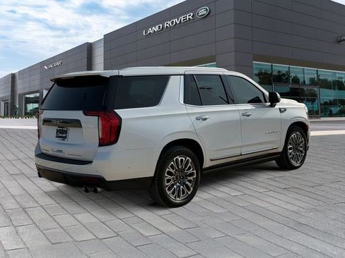 Used 2023 GMC Yukon Denali Ultimate AWD/4WD image 5