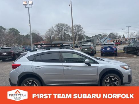 Used 2020 Subaru Crosstrek 2.0i Premium image 3
