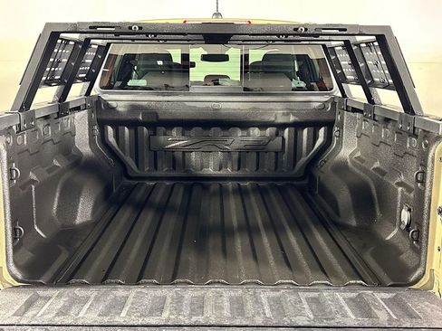 Used 2023 Chevrolet Colorado ZR2 w/ ZR2 Convenience Package III image 22