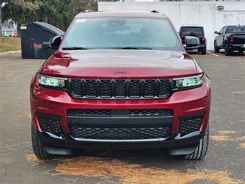 New 2025 Jeep Grand Cherokee L Altitude image 36