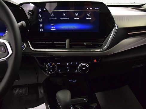 New 2025 Chevrolet Trax ACTIV w/ Driver Confidence Package image 24