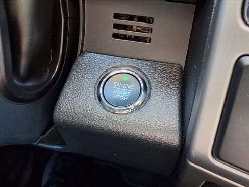 Certified 2022 Ford F250 Platinum image 12