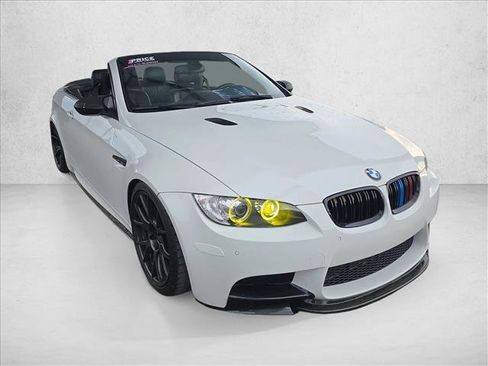 Used 2011 BMW M3 Convertible RWD image 21