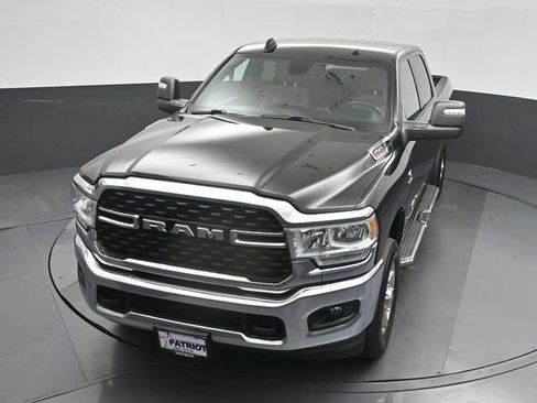 Used 2024 RAM 2500 Big Horn AWD/4WD image 42