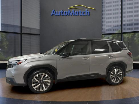 Used 2025 Subaru Forester Touring w/ Protection Package (1PH) AWD/4WD image 5