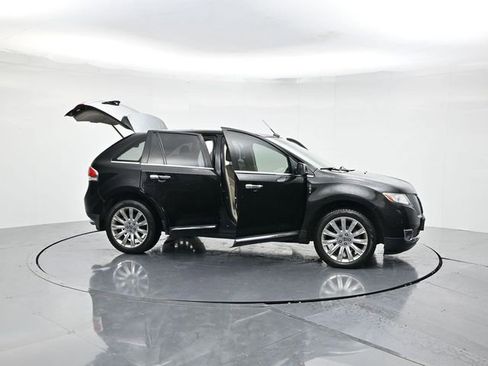 Used 2014 Lincoln MKX AWD w/ Equipment Group 102A image 55