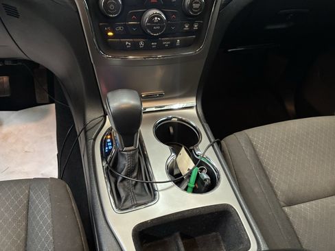 Used 2019 Jeep Grand Cherokee Laredo image 22