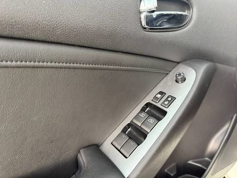 Used 2012 Nissan Altima 3.5 SR w/ Sport Pkg FWD image 28