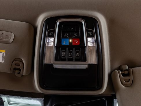 Used 2024 RAM 3500 Limited w/ Safety Group image 26