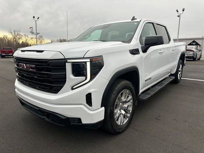 Used 2024 GMC Sierra 1500 Elevation