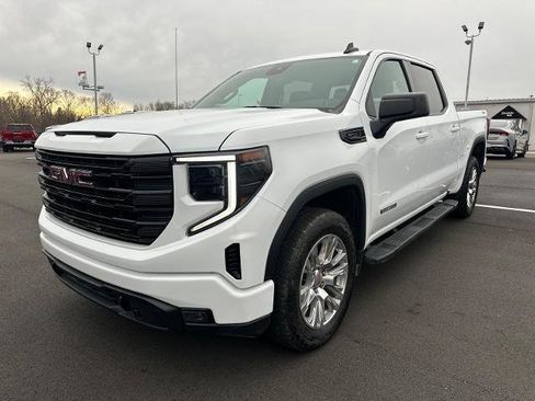 Used 2024 GMC Sierra 1500 Elevation image 1