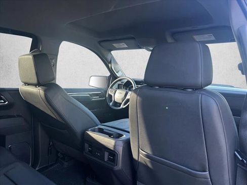 Used 2024 Chevrolet Silverado 1500 LT Trail Boss w/ Convenience Package II image 22