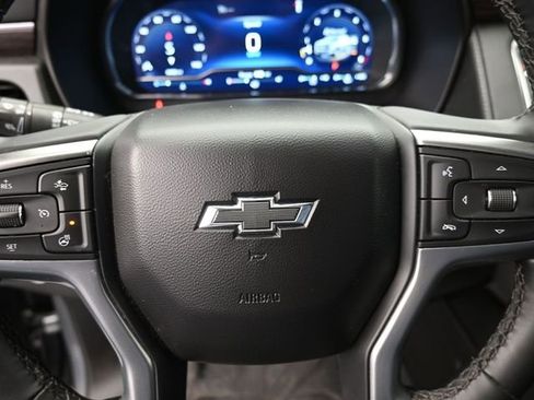 Used 2024 Chevrolet Suburban Z71 w/ Z71 Off-Road Package image 23