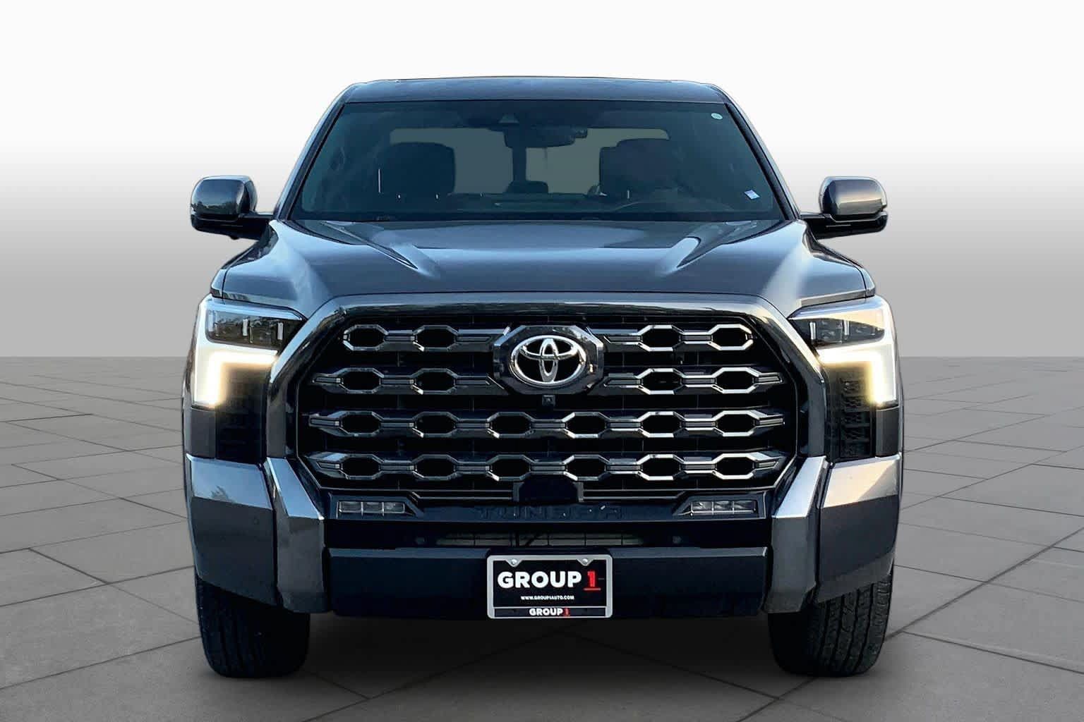 Used 2025 Toyota Tundra Platinum AWD/4WD image 4