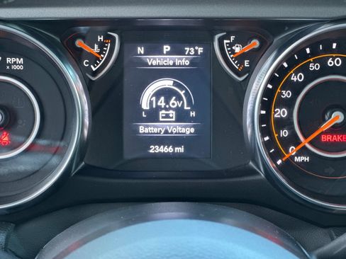 Used 2022 Jeep Gladiator Willys image 26