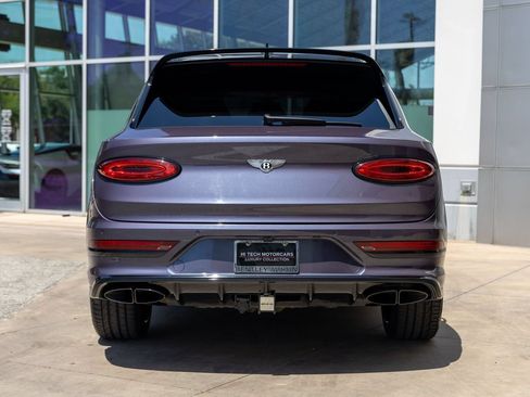 Certified 2023 Bentley Bentayga AWD/4WD image 18