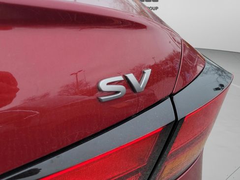 Used 2024 Nissan Altima 2.5 SV image 19