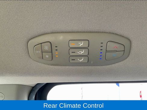 Used 2019 Kia Sedona LX FWD image 17