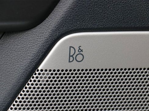 New 2026 Ford F250 Lariat w/ Black Appearance Package image 17