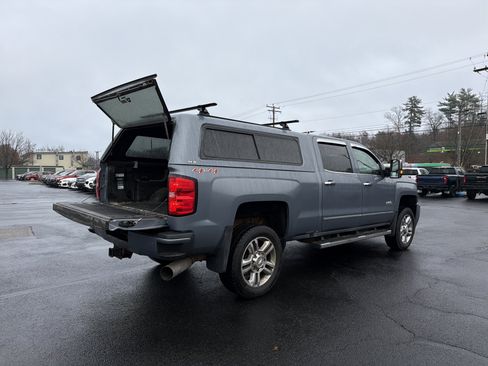 Used 2016 Chevrolet Silverado 2500 High Country image 31