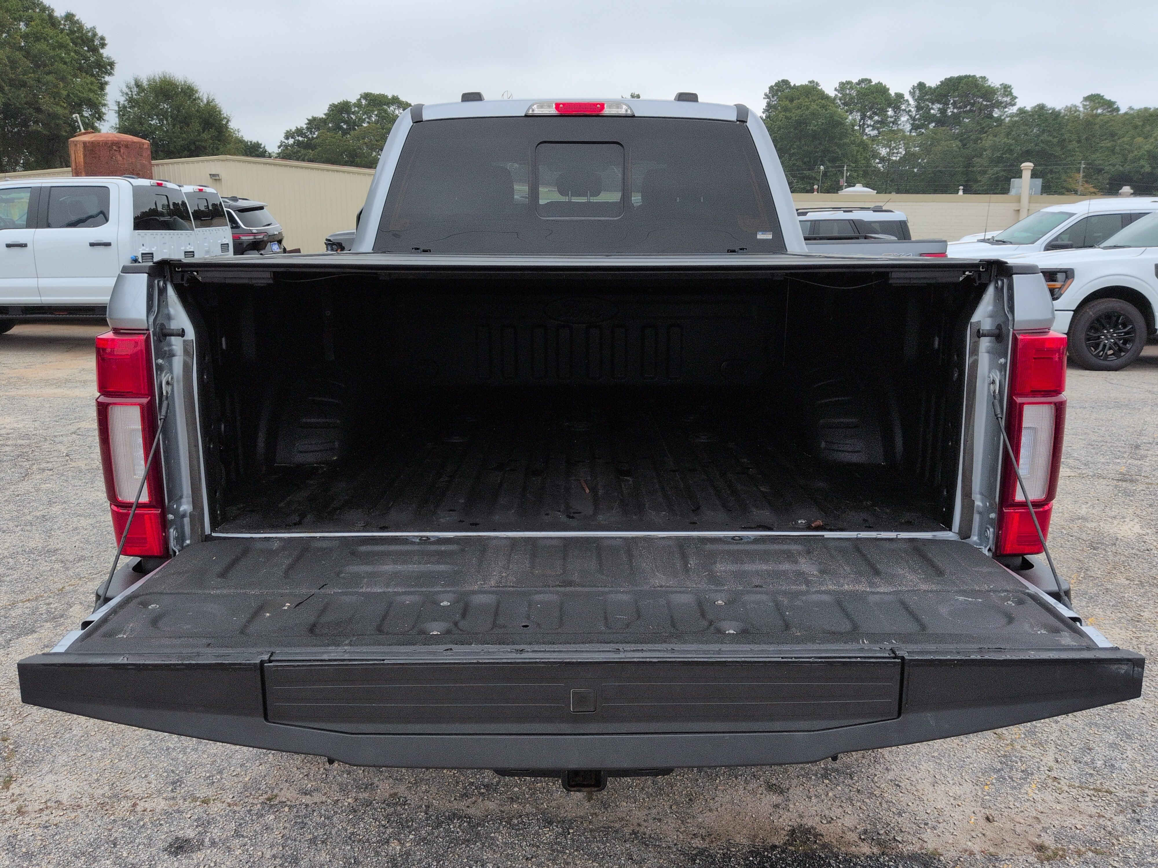 Certified 2022 Ford F250 Lariat w/ Lariat Ultimate Package AWD/4WD image 11