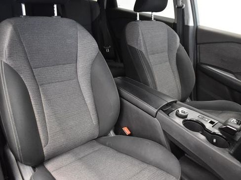 Used 2023 Nissan Rogue SV AWD/4WD image 6