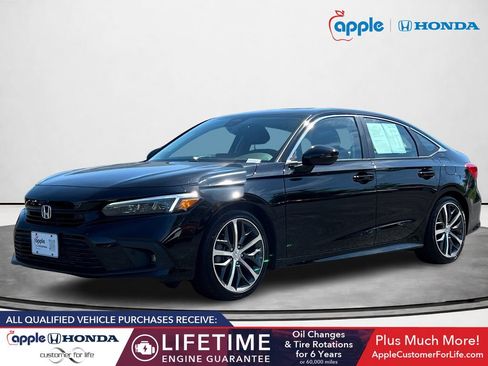Used 2024 Honda Civic Touring image 5