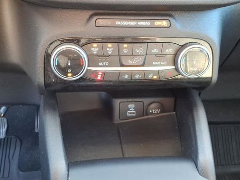 Certified 2022 Ford Escape SEL image 20