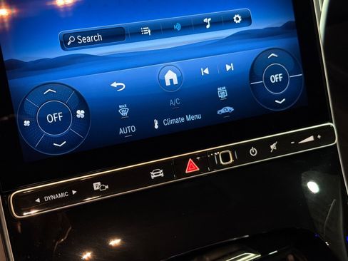 New 2026 Mercedes-Benz C 300 Sedan image 18