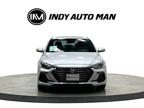 Used 2018 Hyundai Elantra Sport w/ Sport Premium Package 03 FWD image 10
