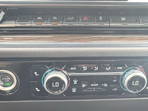 Certified 2024 GMC Sierra 1500 Elevation AWD/4WD image 17