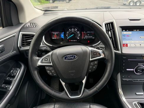 Used 2016 Ford Edge Titanium w/ Equipment Group 301A AWD/4WD image 15